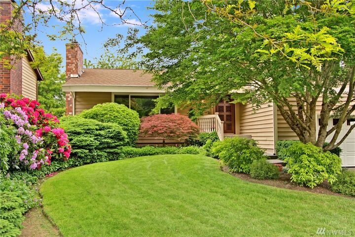 Property Photo: 3908 NE 103rd St WA 98125