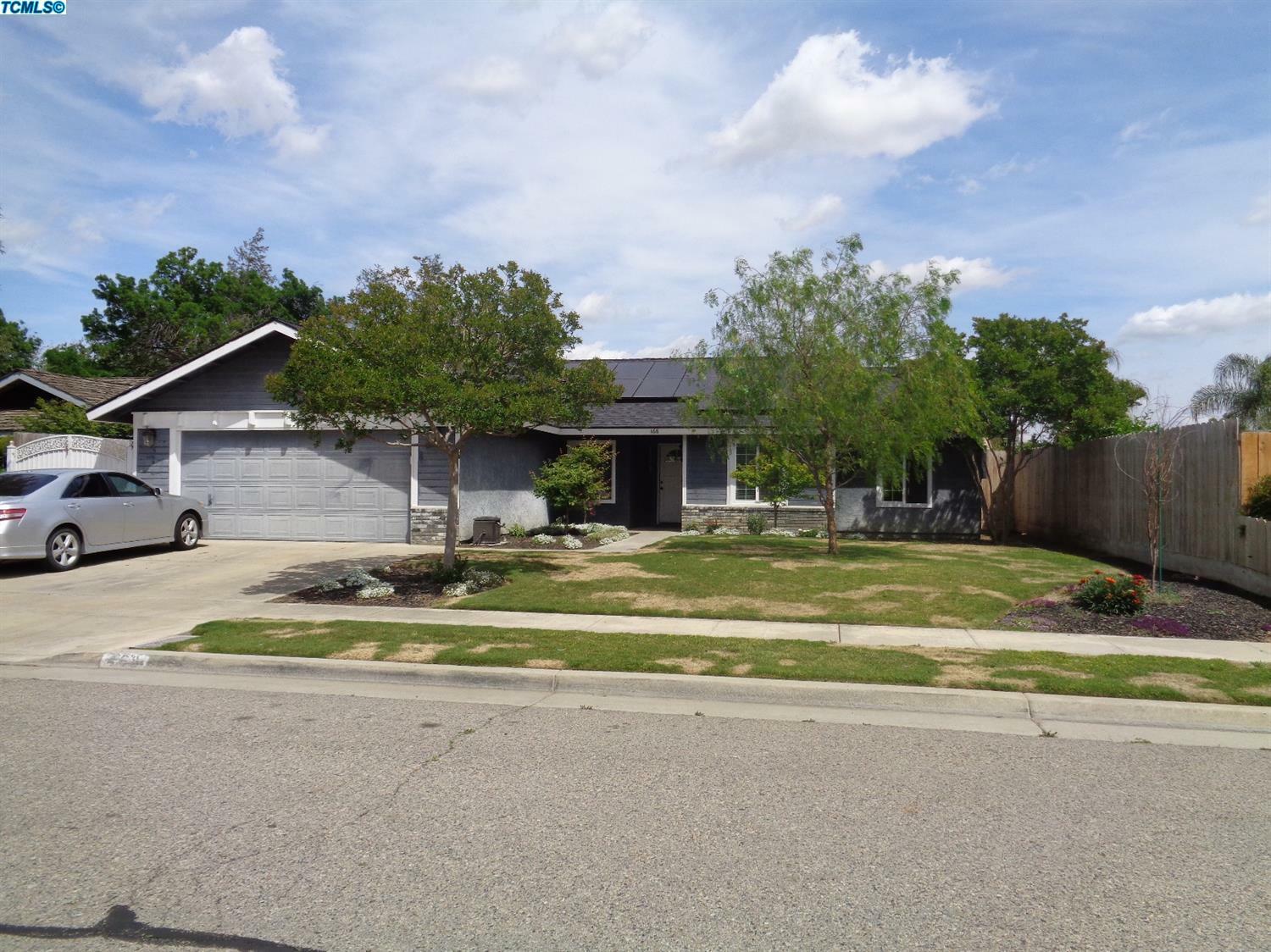 468 Tuohy Street  Tulare CA 93274 photo