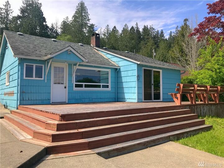 Property Photo:  22490 N US Highway 101  WA 98584 