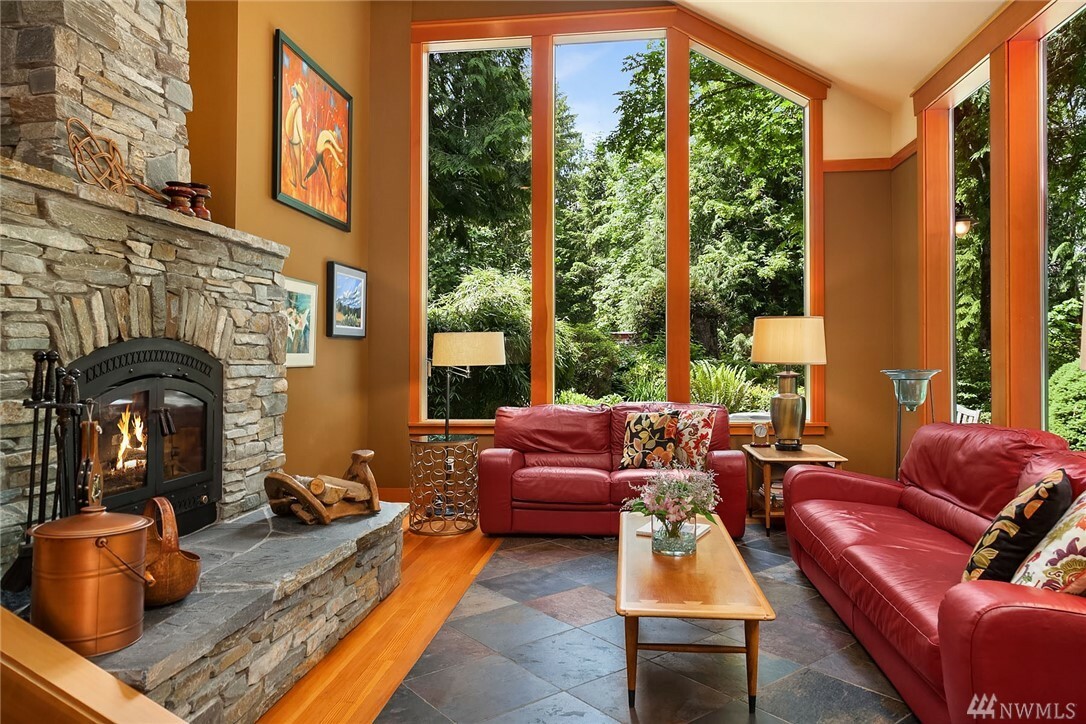Property Photo: 5600 298th Ave SE WA 98050