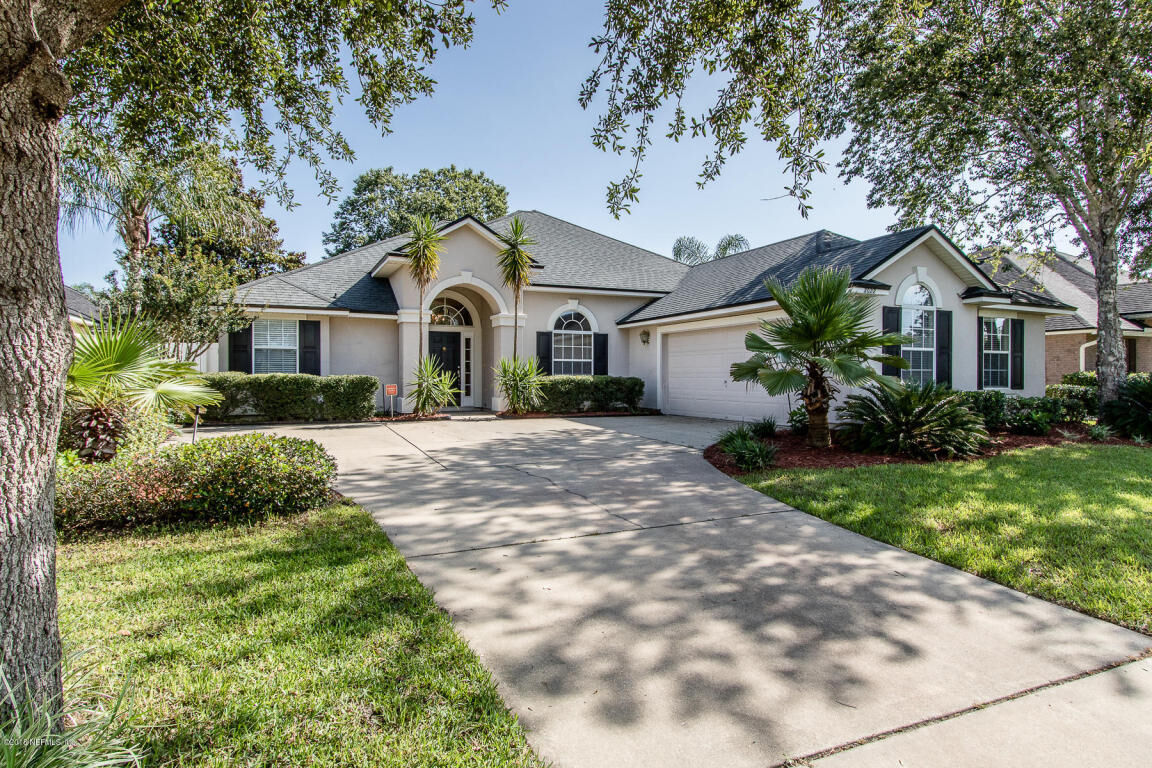 Property Photo:  3022 Oatland Court  FL 32065 