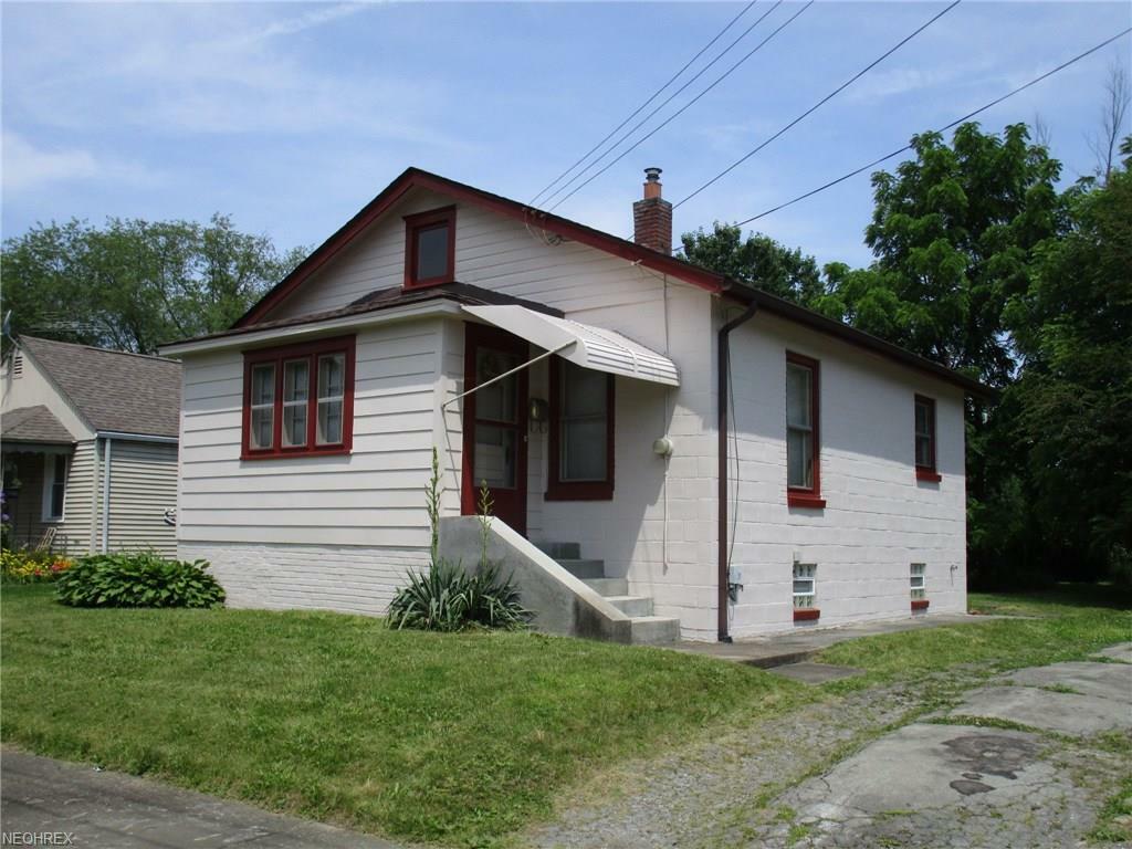 19 W Lewis Street  Struthers OH 44471 photo