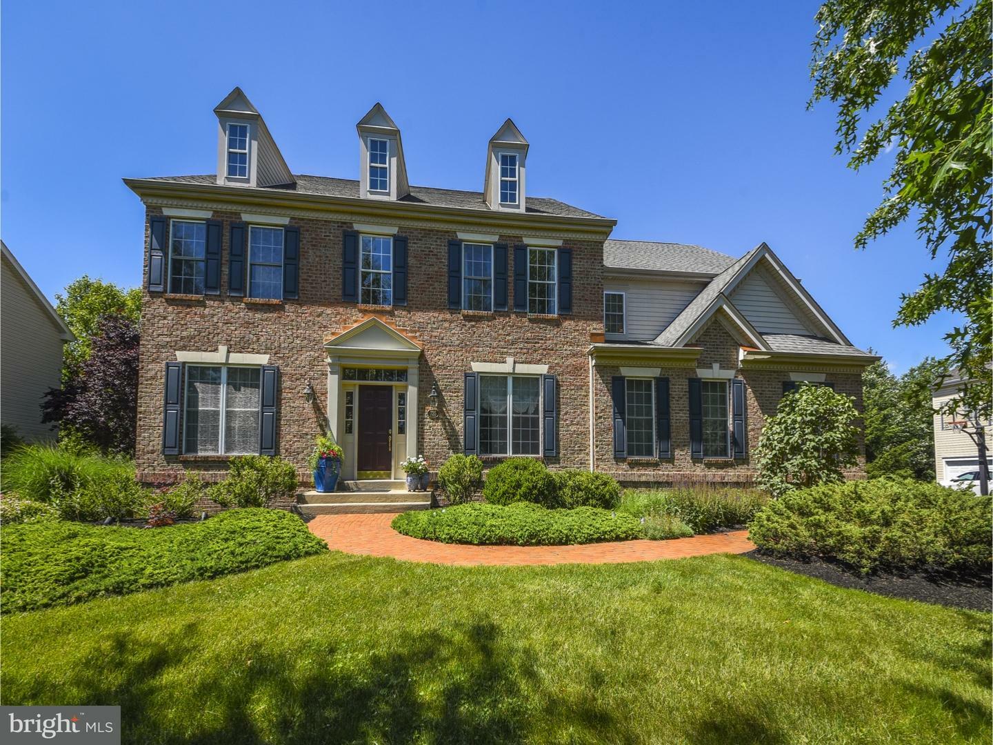 Property Photo: 725 Stewarts Way PA 19067
