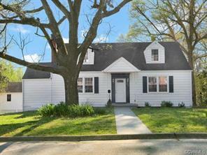 Property Photo:  209 Cambridge Place  VA 23834 