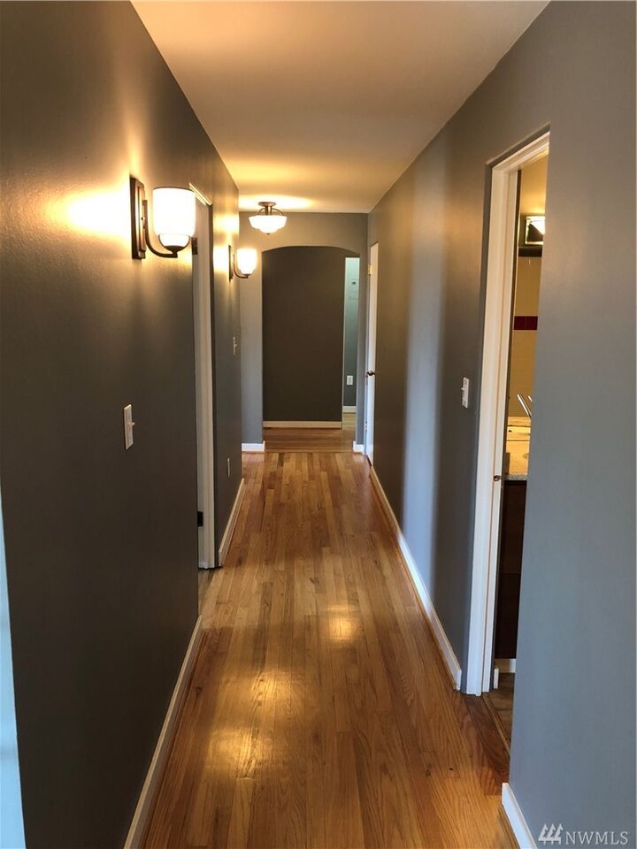 Property Photo:  1800 Taylor Ave N 210  WA 98109 