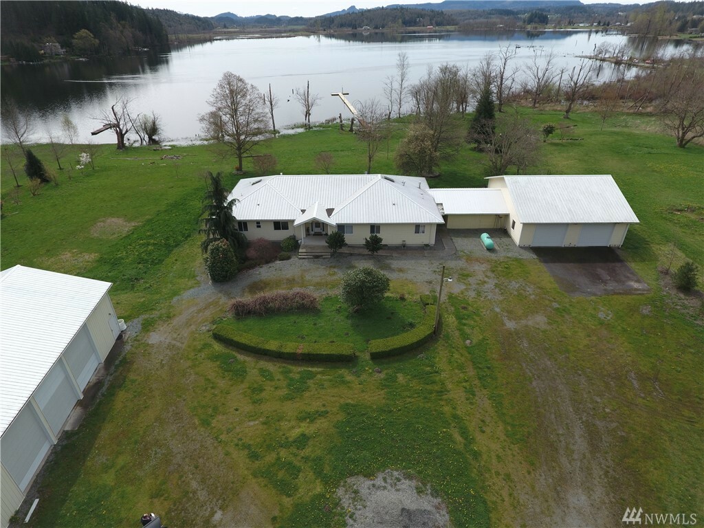 Property Photo:  24090 Old Day Creek Rd  WA 98284 