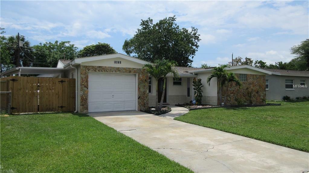 Property Photo: 5620 63rd Lane N FL 33709