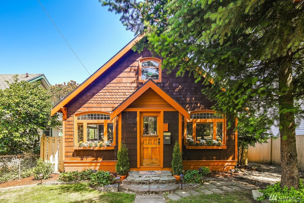 Property Photo:  7130 34th Ave SW  WA 98126 