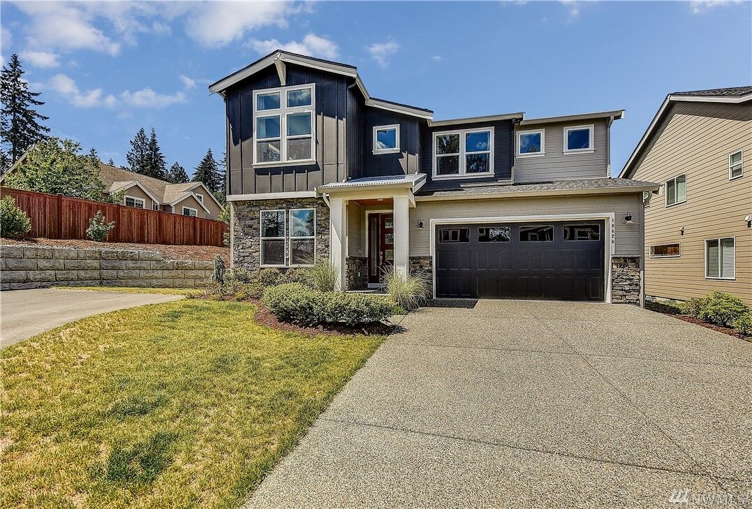 Property Photo: 18426 14th Drive SE 36 WA 98012