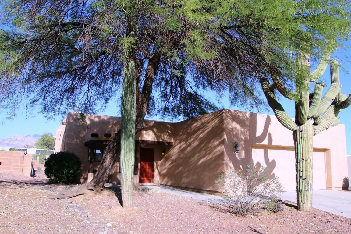 Property Photo: 9340 N Moon View Place AZ 85742