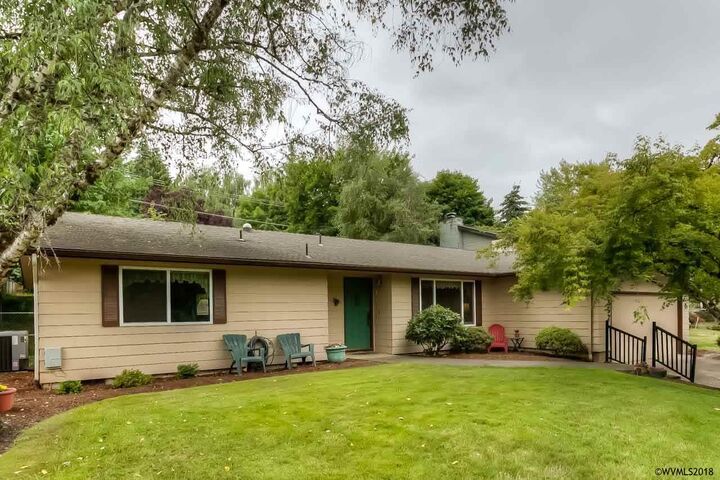 2352 Westfarthing Wy  Salem OR 97304-2421 photo
