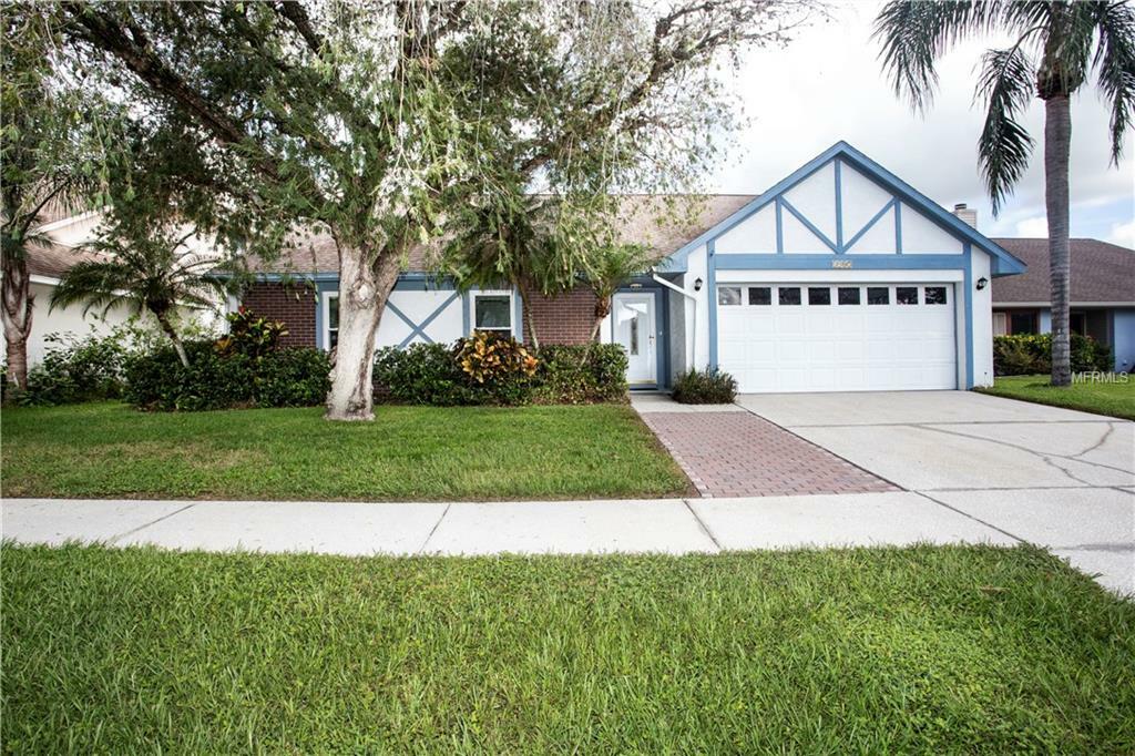 Property Photo: 1907 Coral Tree Court FL 33511