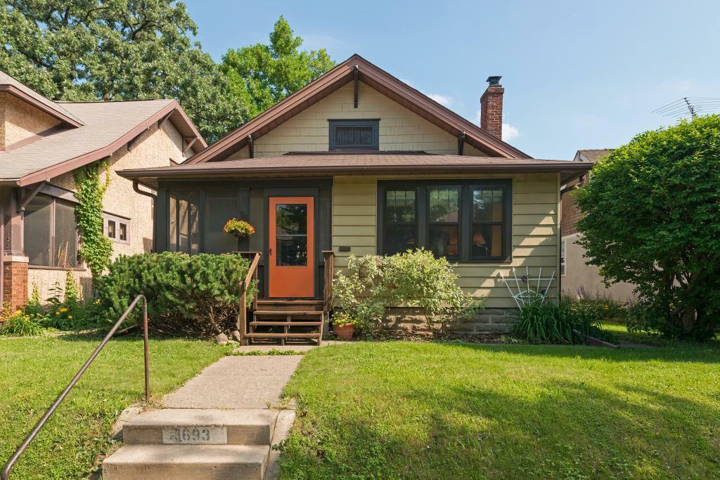 Property Photo:  1693 Jefferson Avenue  MN 55105 