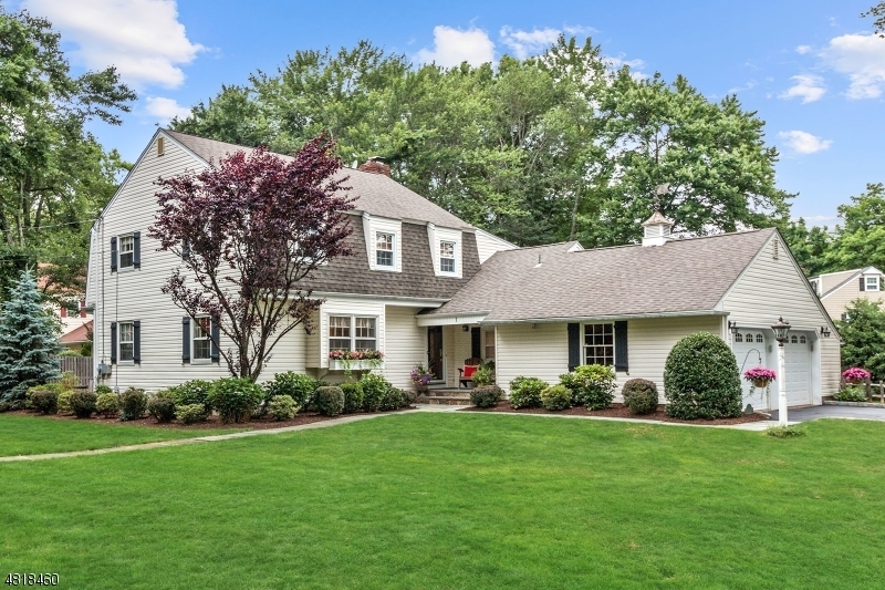 Property Photo: 1 Fox Chase Ln NJ 07960