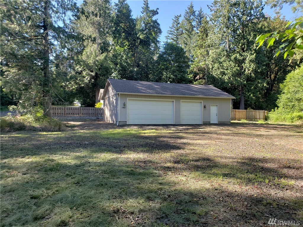 Property Photo:  190 E Herron Dr  WA 98584 