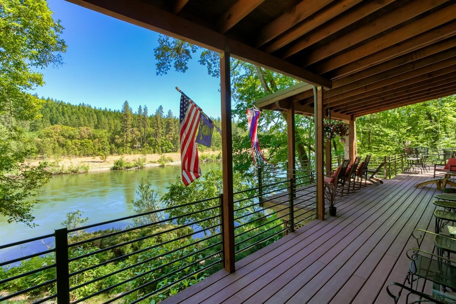 House for sale in Grants Pass 4941 Riverbanks Road, Grants Pass, OR 97527