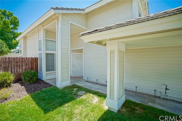 Property Photo:  11423 Aberdeen Drive  CA 92337 