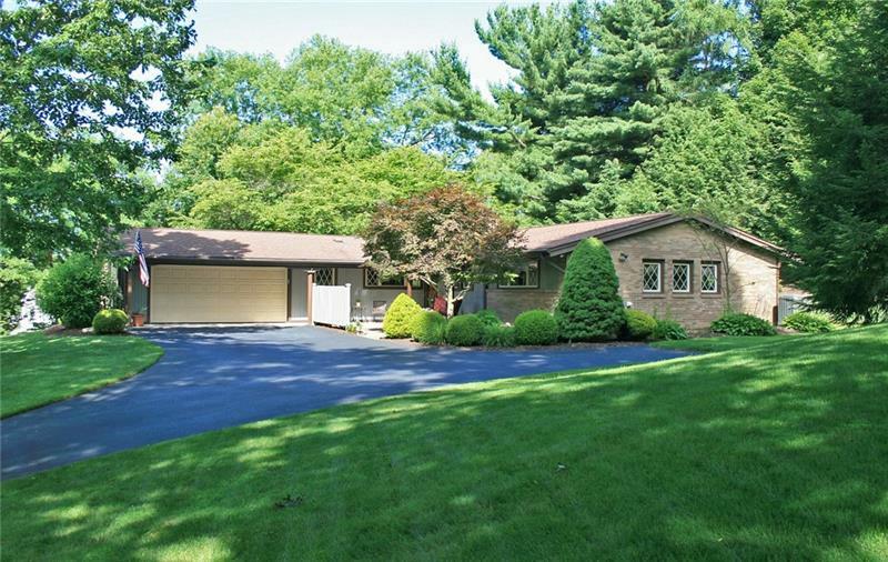 Property Photo:  109 Lakeview Drive  PA 15317 