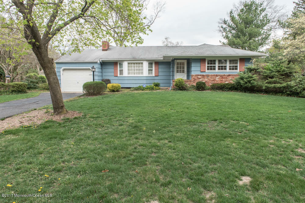 Property Photo:  106 Foxwood Terrace  NJ 08755 