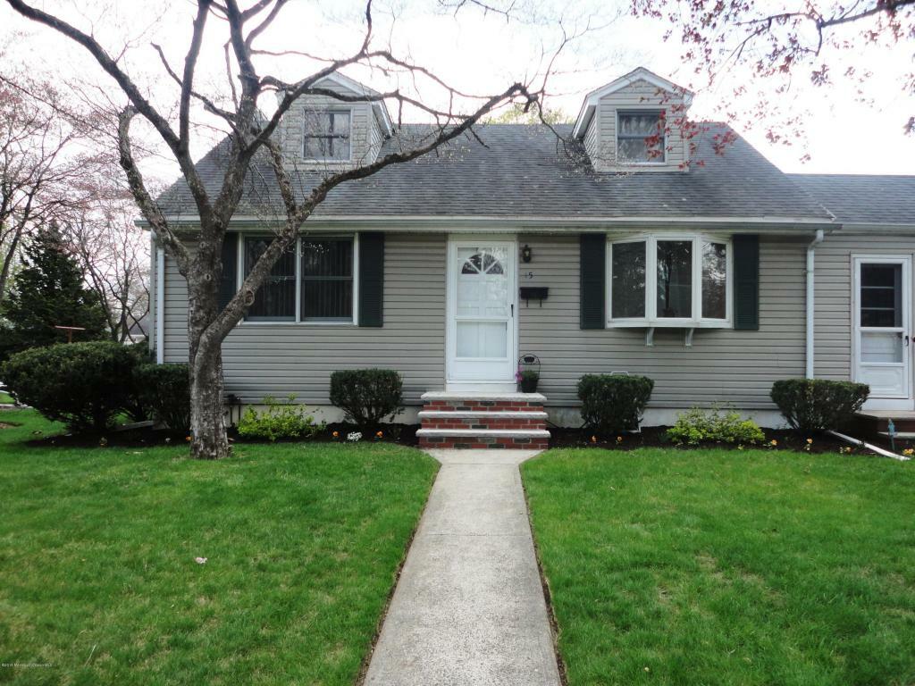 Property Photo:  15 Herman Drive  NJ 08884 