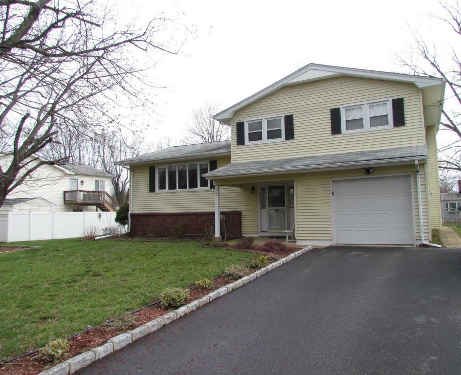 Property Photo:  10 Mohawk Drive  NJ 07747 