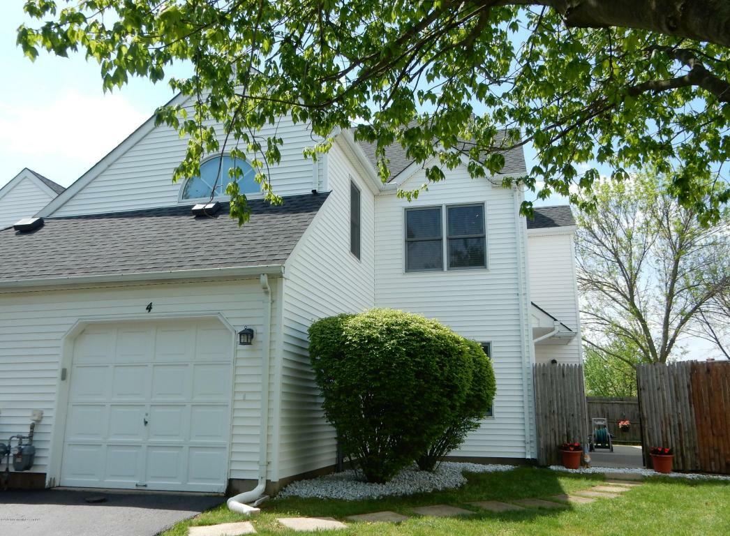 Property Photo:  4 Bukiet Court  NJ 07728 