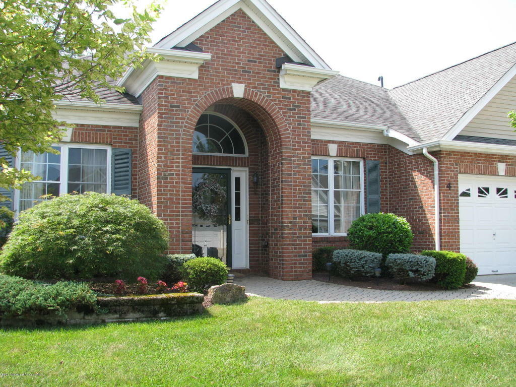 Property Photo: 4 Caufield Court NJ 07728