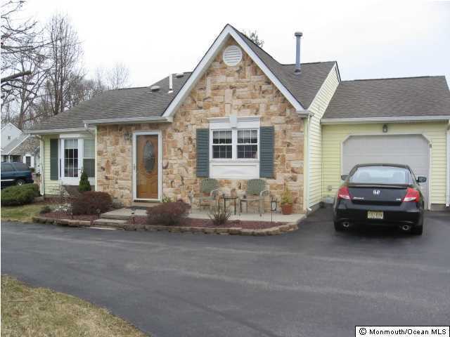 Property Photo: 16 Ivy Ridge Close NJ 07728