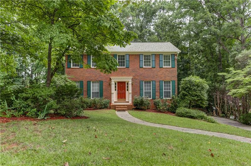Property Photo: 1502 Milford Place 30008