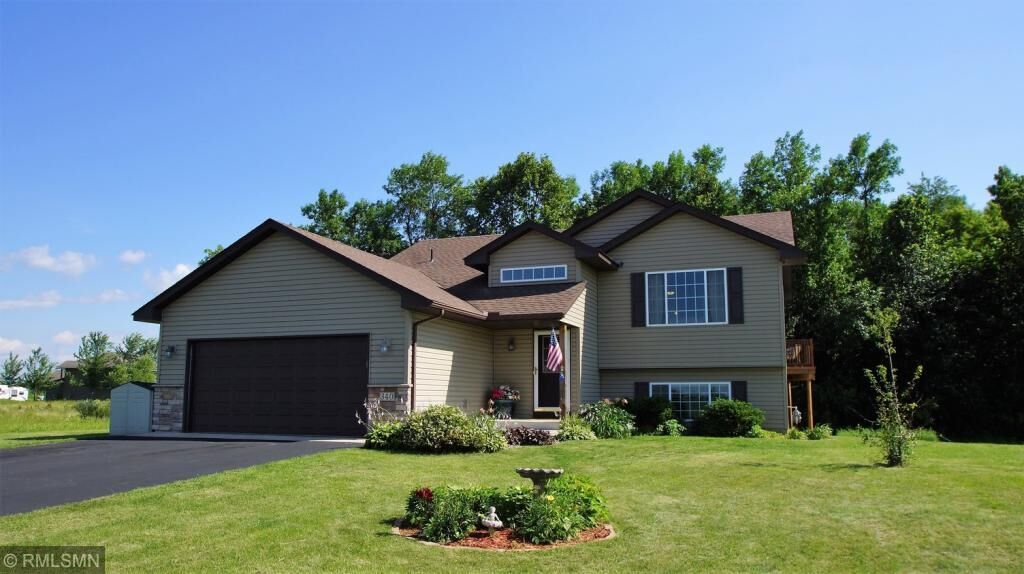Property Photo: 340 E Dickens Street MN 55069