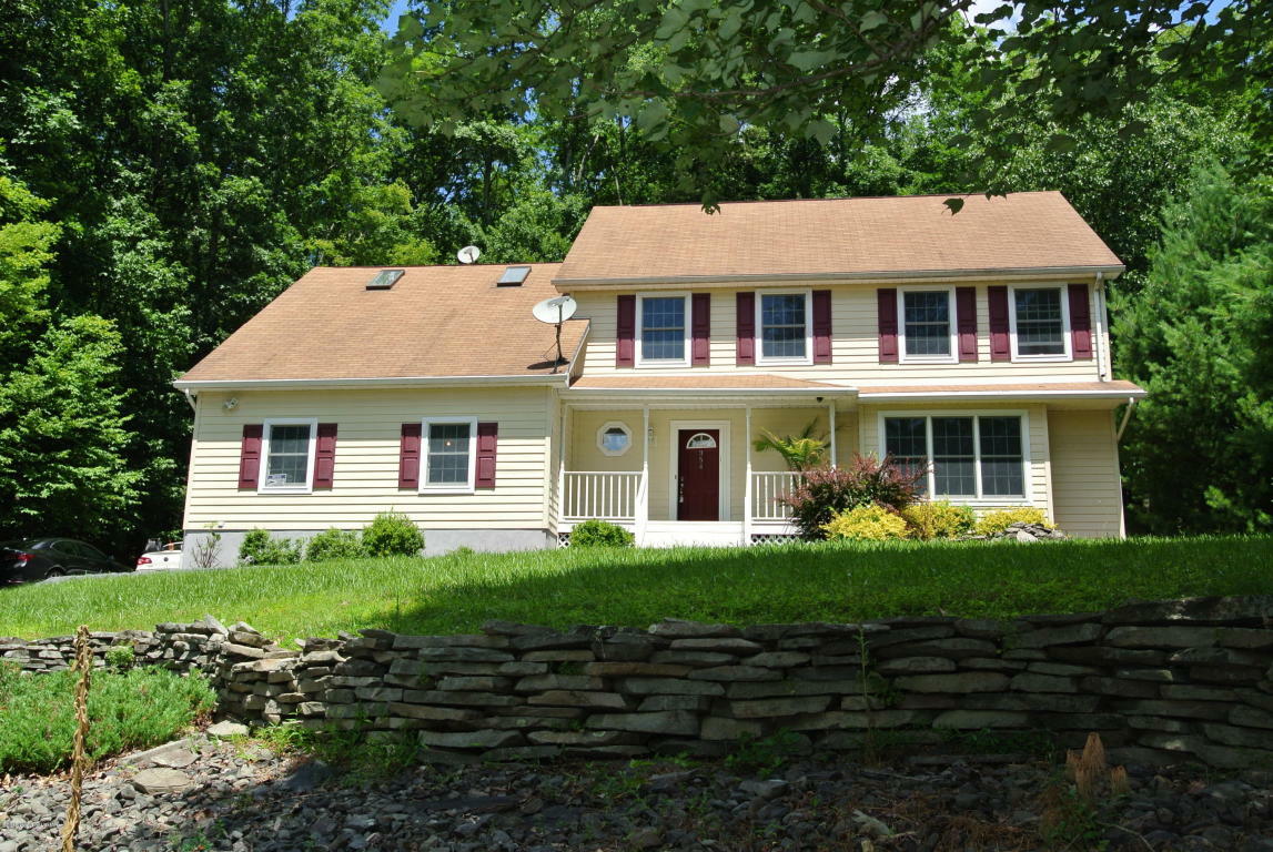 Property Photo:  354 Eastshore Drive  PA 18301 