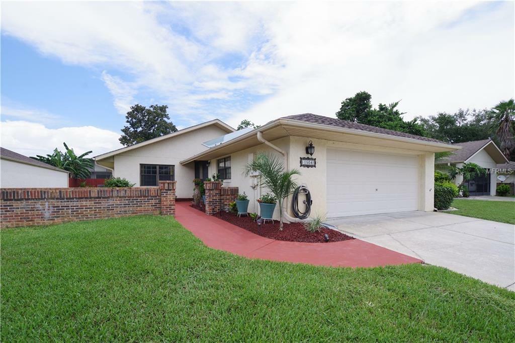 Property Photo:  1504 Terrace Green Drive  FL 34748 