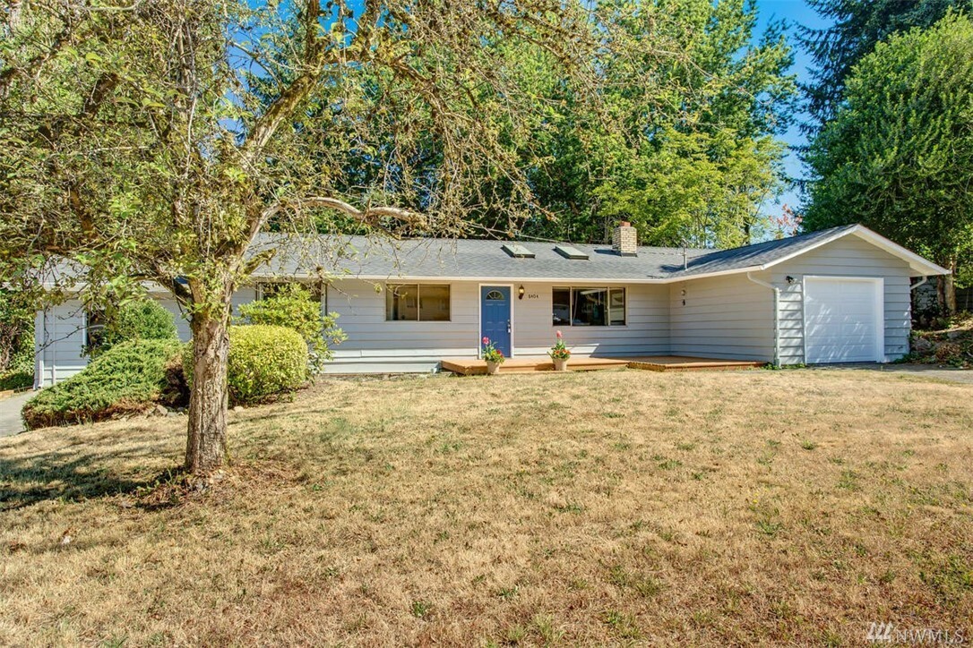 Property Photo:  8404 NE 140th Street  WA 98034 