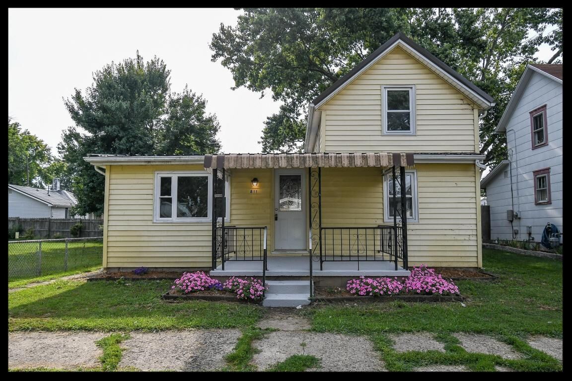 Property Photo:  811 Harrison Avenue  OH 43130 