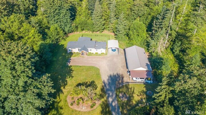 11823 342nd Avenue NE  Carnation WA 98014 photo