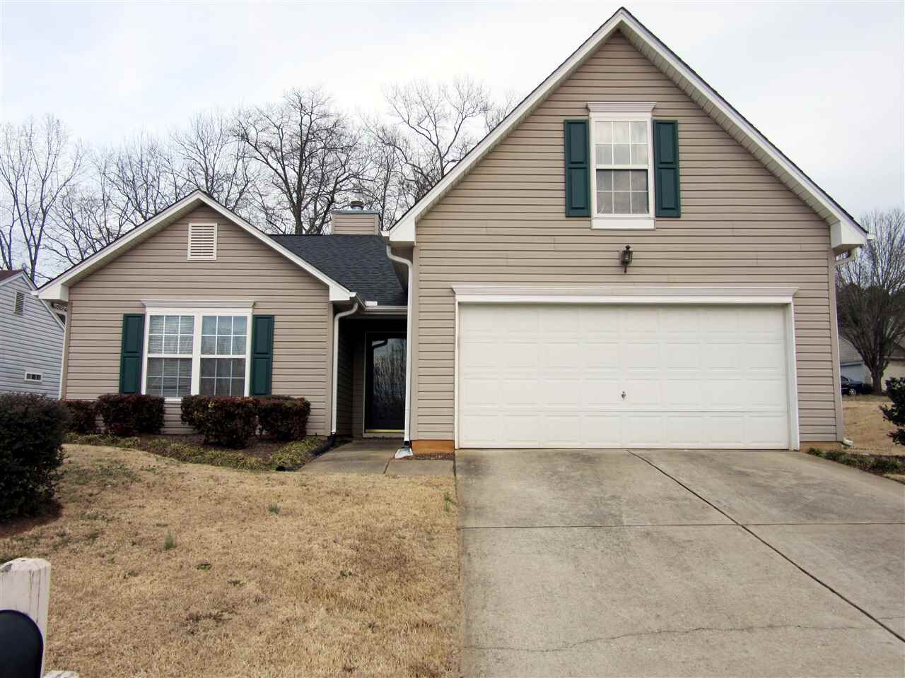 Property Photo:  504 Candlewick Court  SC 29369 