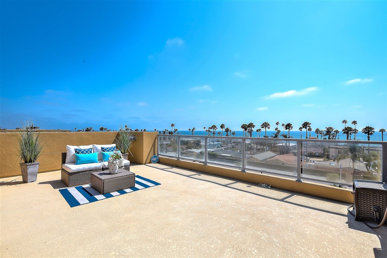 Property Photo: 435 S Cleveland St 104 CA 92054