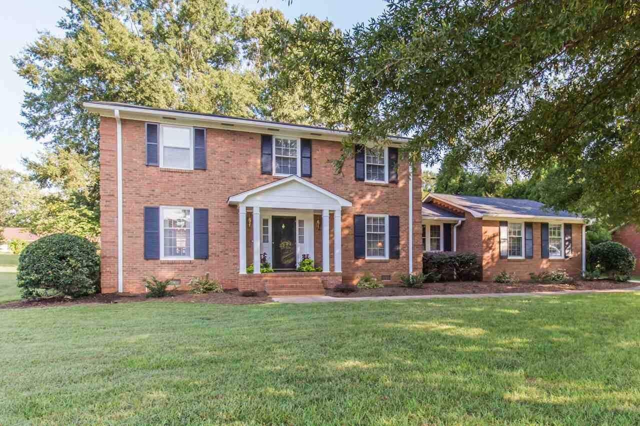 Property Photo:  327 Lowndes Drive  SC 29307 