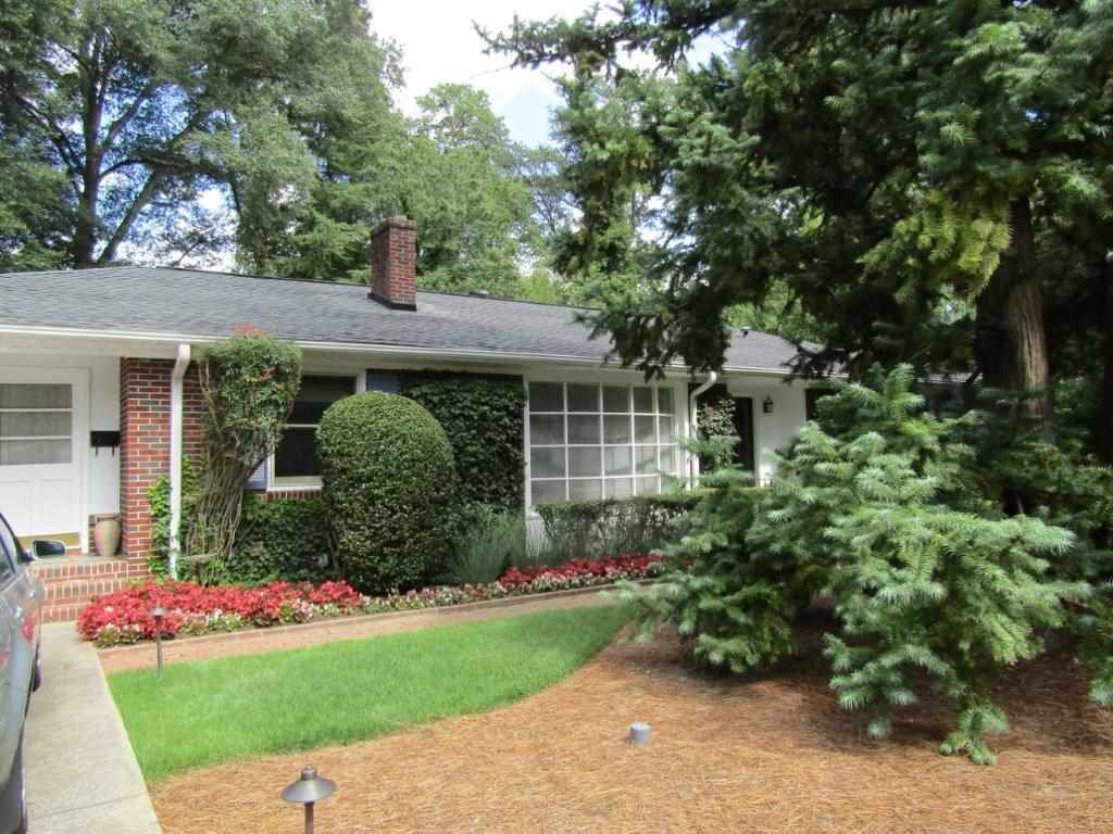 Property Photo:  114 Greenbriar Road  SC 29302 