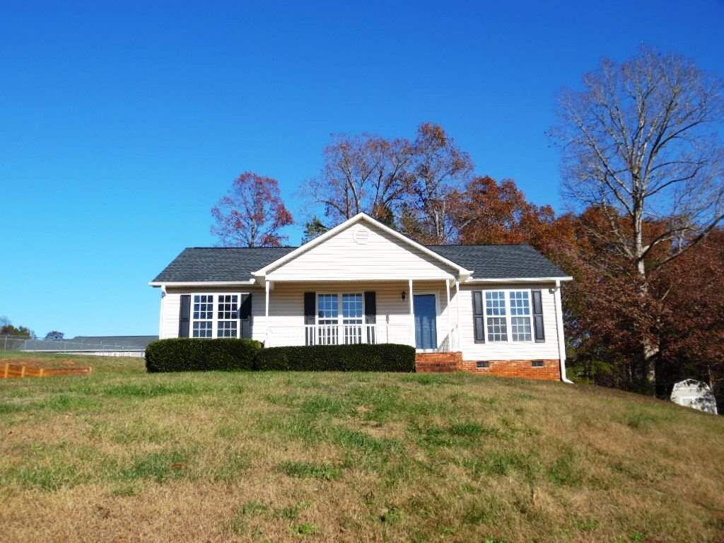 Property Photo:  343 Beaver Dam Road  SC 29323