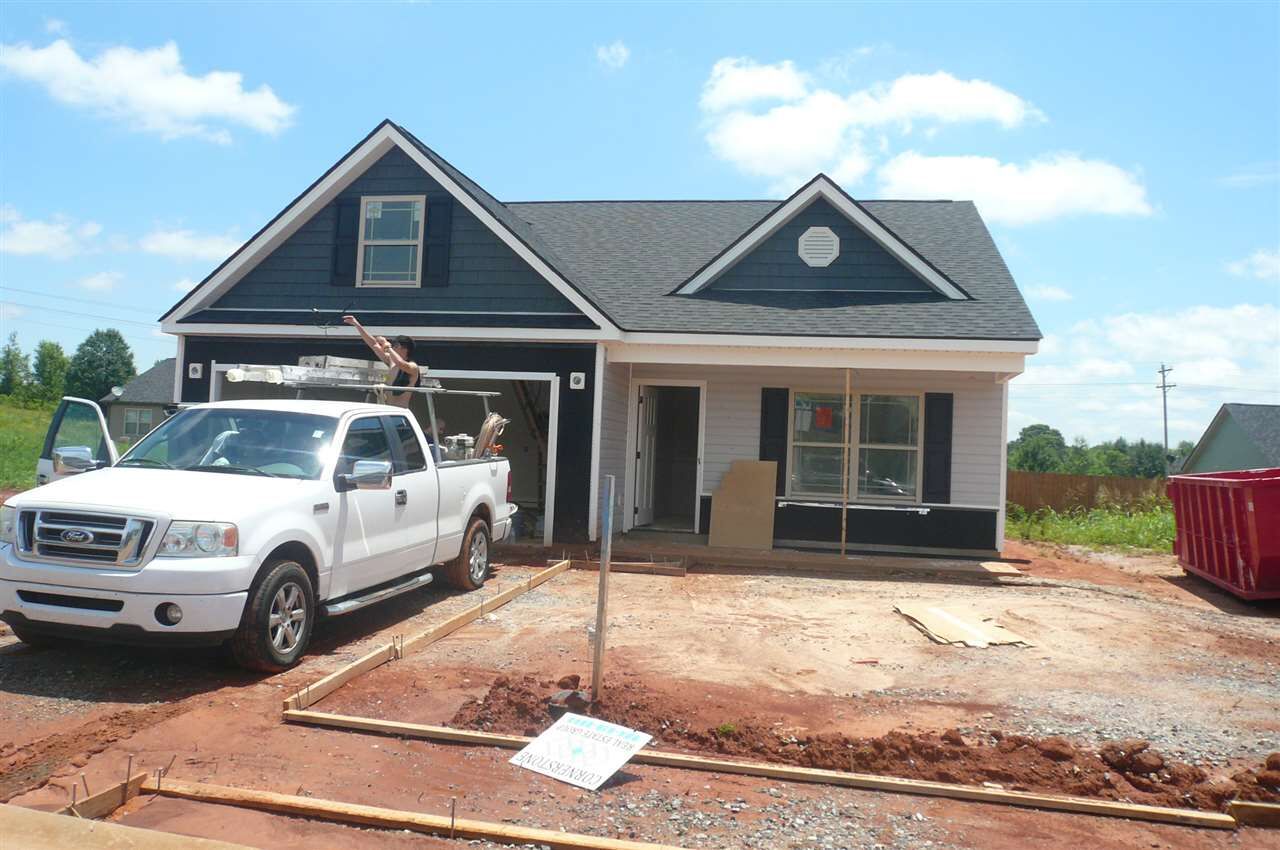 Property Photo:  246 Highland Springs Loop  SC 29349 