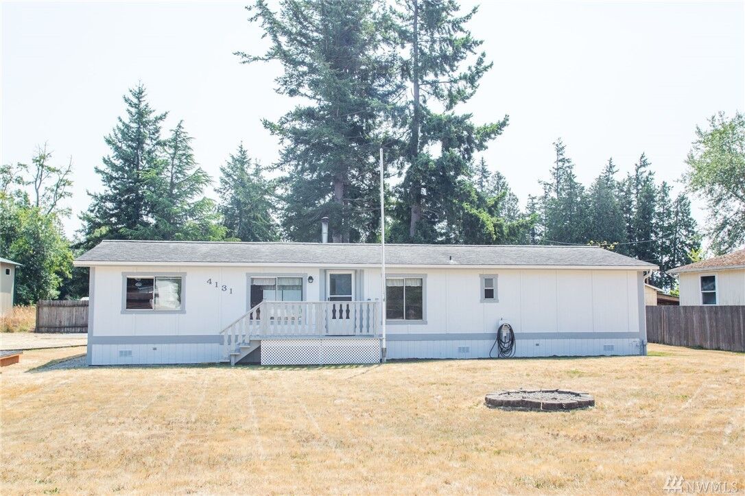 Property Photo: 4131 Neptune Lane WA 98248