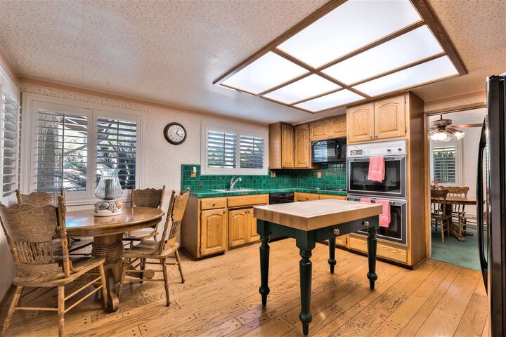 Property Photo:  1915 Alta Vista  CA 92084 