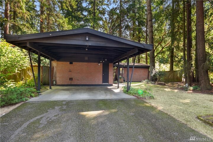 Property Photo: 2400 159th Ave NE WA 98008
