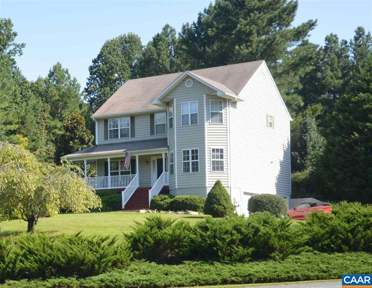 Property Photo: 202 Maple Tree Ln VA 22923