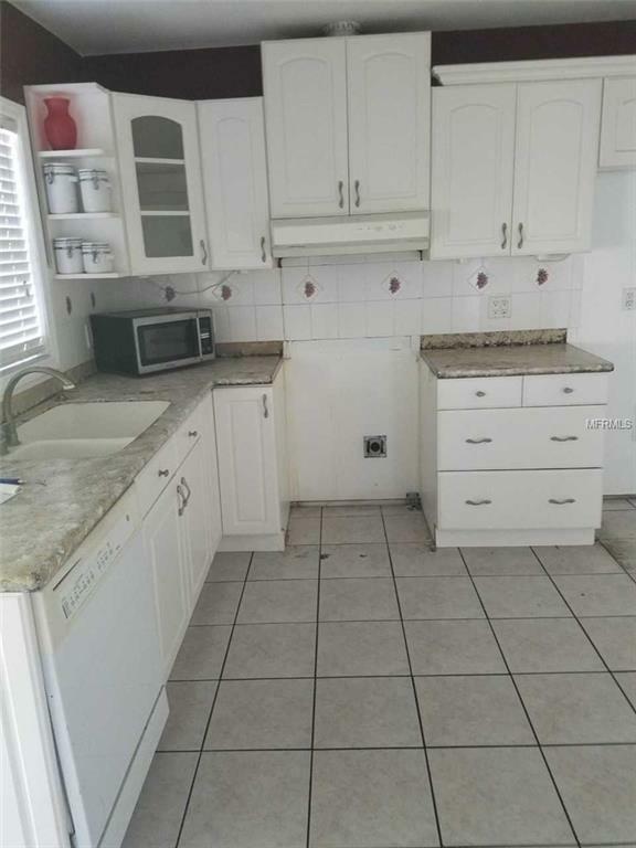 Property Photo:  10007 N Hyaleah Road  FL 33617 