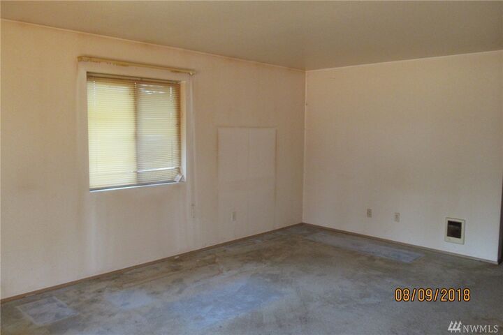 Property Photo:  5560 Vesel Ct  WA 98249 