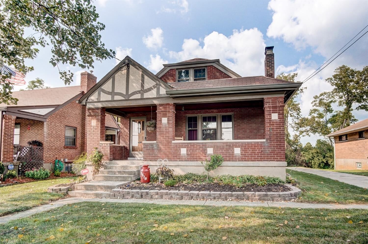 Property Photo:  3518 Ridgewood Avenue  OH 45211 
