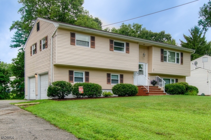 Property Photo:  48 Henry Street  NJ 07876 