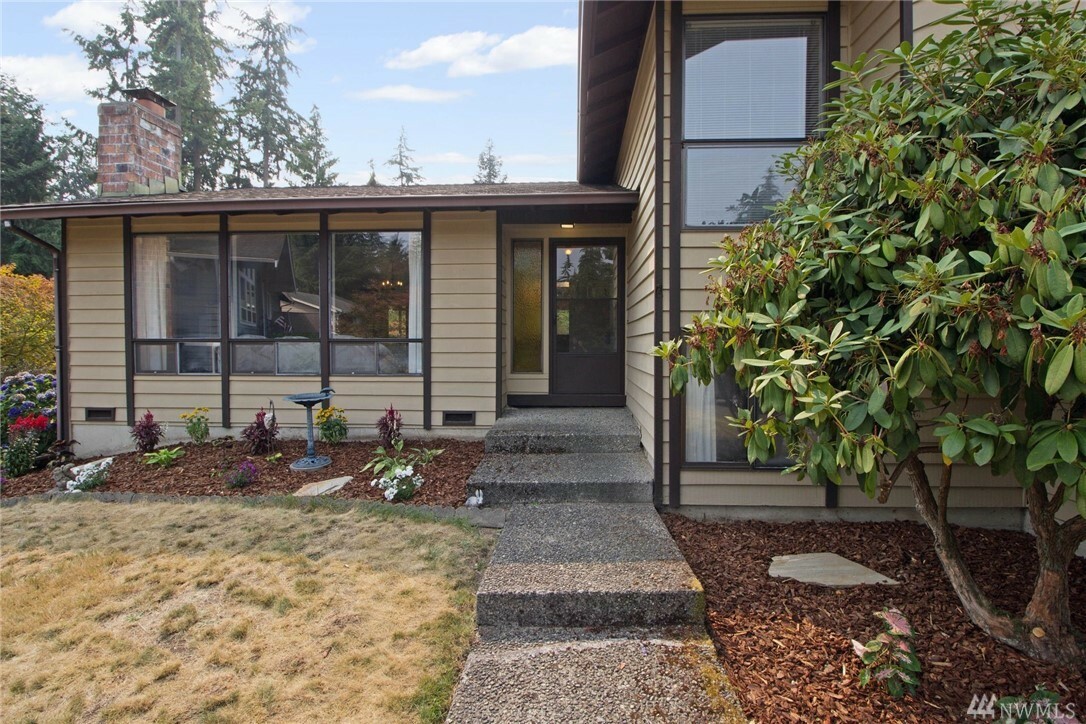 Property Photo:  16614 28th Dr SE  WA 98012 